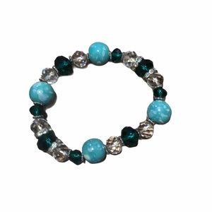 Beaded bracelet, green/blue with silver accents